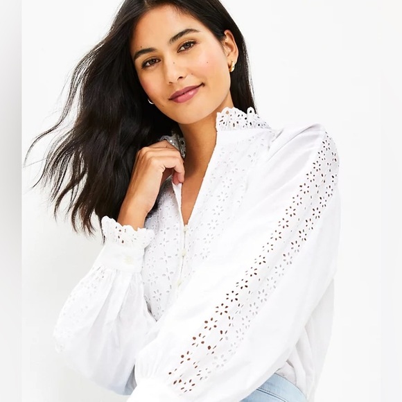 LOFT Eyelet Ruffle Bib Blouse Small NWT - Picture 3 of 11